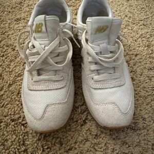 New Balance Kids Cream Sneakers with Gold Logo